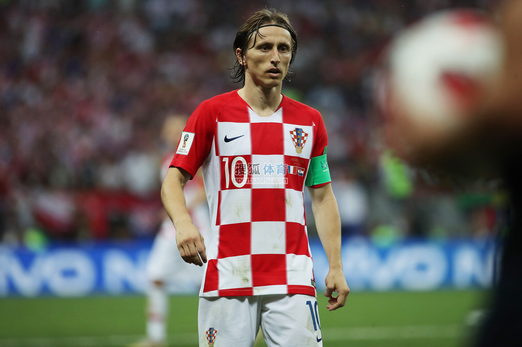 解析“四川麻将”血战到底:如何在别人胡牌后依然保持冷静的收割心态?(四川麻将“血战到底”实战心法:对手先胡后如何稳住心态继续收割)