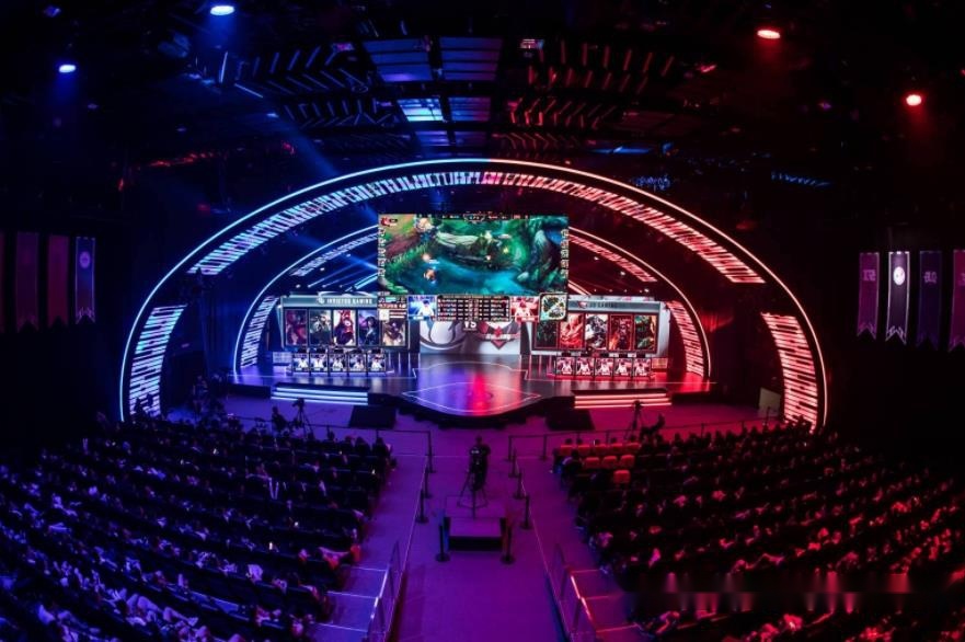 以公正的判 以公正的判